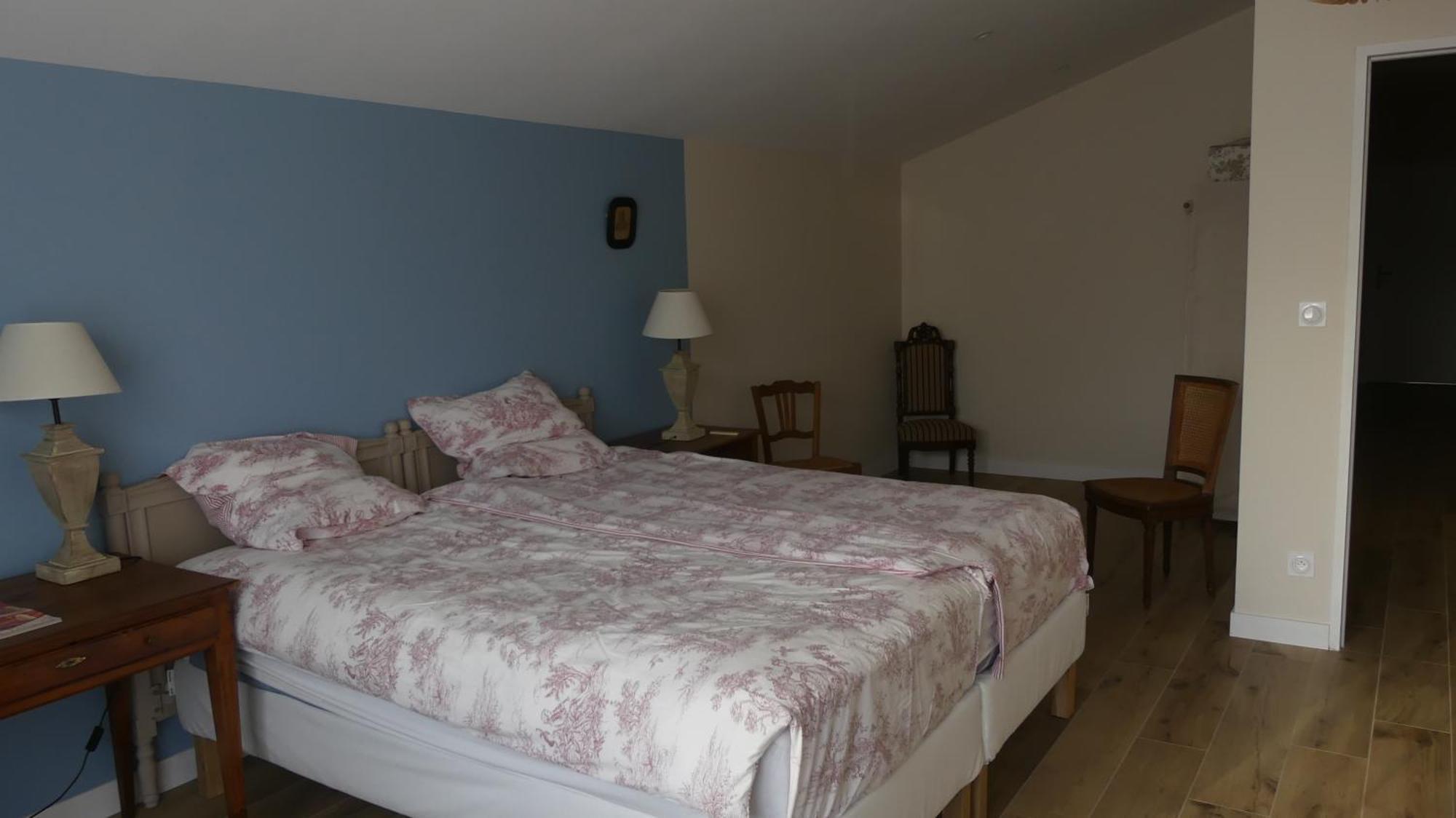 La Petite Lande Bed & Breakfast Ménil Exterior photo